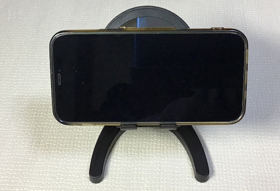 beside-smartphone stand