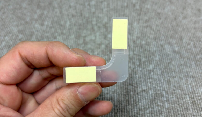 100均ダイソーコードフックとシール