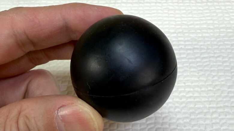 ボール型のスタンド