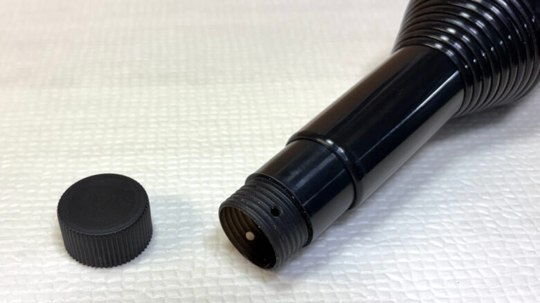 傘カバーの排水キャップ